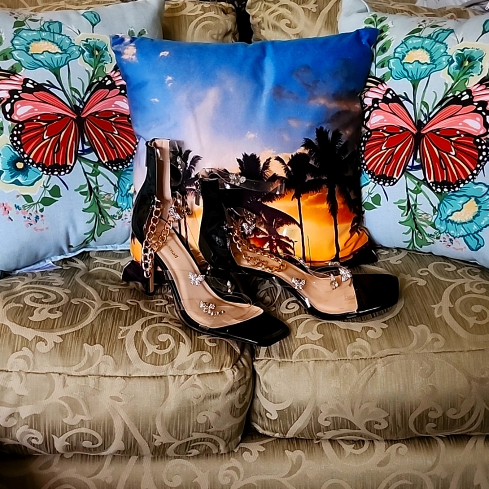 Ladies dress shoes